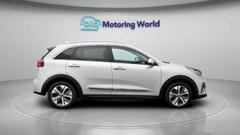 Kia Niro 4 PLUS