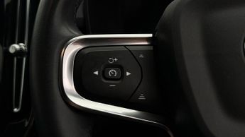 Volvo XC40 RECHARGE PLUS