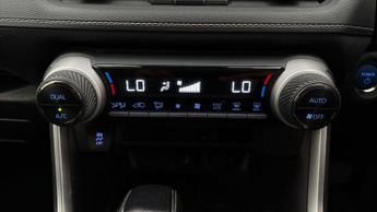 Toyota RAV4 VVT-I DESIGN