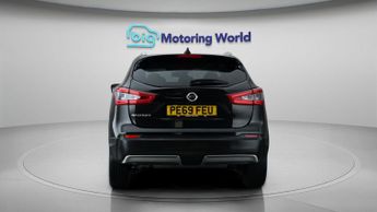 Nissan Qashqai DIG-T N-CONNECTA DCT