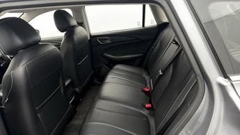 MG MG5 EXCLUSIVE