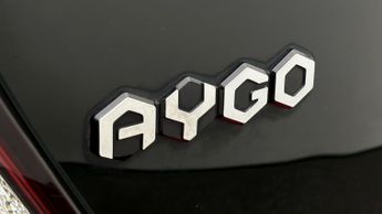 Toyota AYGO VVT-I X-PLAY X-SHIFT TSS