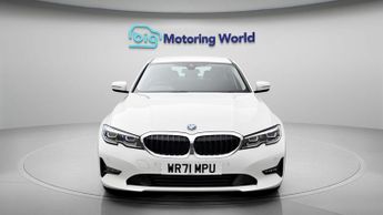 BMW 3 Series 330E SE PRO