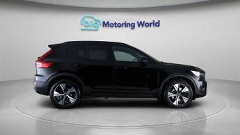 Volvo XC40 RECHARGE T4 R-DESIGN