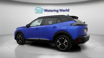 Peugeot 2008 PURETECH EAT8 S/S GT