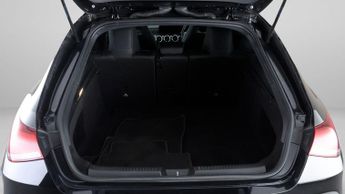 Mercedes-Benz CLA CLA 200 AMG LINE