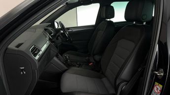 Volkswagen Tiguan R-LINE TECH TDI 4MOTION DSG