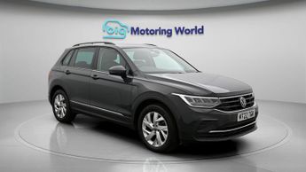 Volkswagen Tiguan LIFE TSI DSG