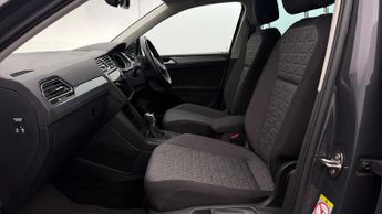 Volkswagen Tiguan LIFE TSI DSG