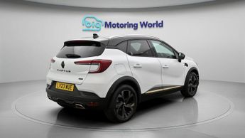 Renault Captur E-TECH ENGINEERED
