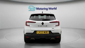 Renault Captur E-TECH ENGINEERED