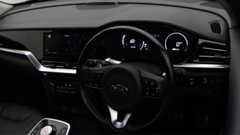 Kia Niro 4 PLUS