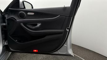 Mercedes-Benz E Class E 200 AMG LINE
