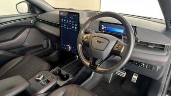 Ford Mustang Mach-E PREMIUM