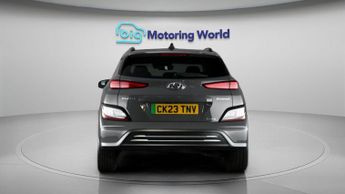 Hyundai KONA PREMIUM