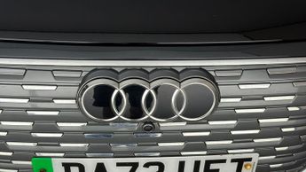 Audi Q4 e-tron S LINE