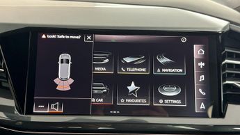 Audi Q4 e-tron S LINE
