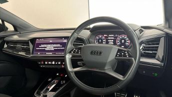 Audi Q4 e-tron S LINE