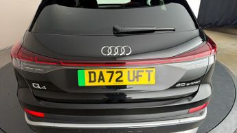 Audi Q4 e-tron S LINE