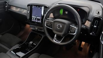 Volvo C40 RECHARGE PRO TWIN AWD