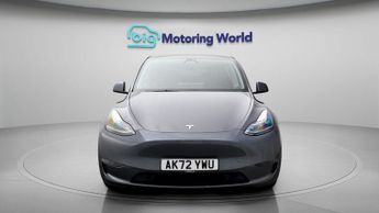 Tesla Model Y LONG RANGE AWD