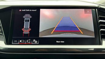 Audi Q4 e-tron S LINE