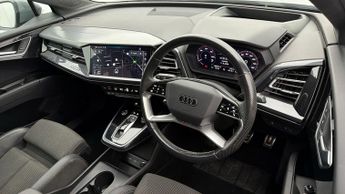 Audi Q4 e-tron S LINE