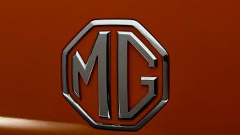 MG MG4 TROPHY