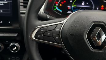 Renault Captur EVOLUTION E-TECH