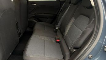 Renault Captur EVOLUTION E-TECH