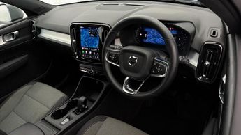 Volvo XC40 B3 CORE