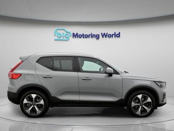Volvo XC40 B3 CORE