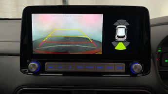 Hyundai KONA PREMIUM