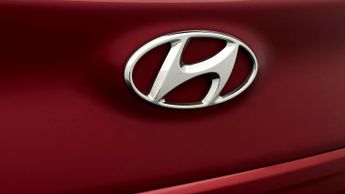 Hyundai KONA PREMIUM