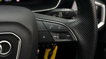 Audi Q3 SPORTBACK TFSI E S LINE