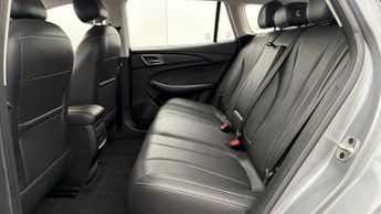 MG MG5 EXCLUSIVE