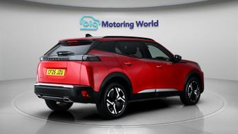 Peugeot 2008 PURETECH EAT8 S/S ALLURE