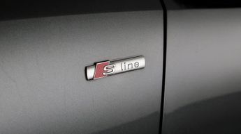 Audi Q3 TFSI S LINE