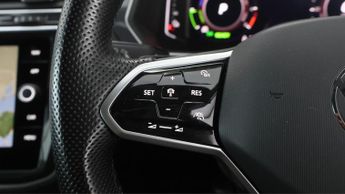 Volkswagen Tiguan R-LINE TSI DSG