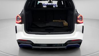 BMW iX3 M SPORT PRO