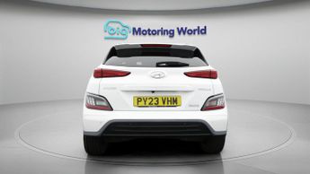Hyundai KONA PREMIUM