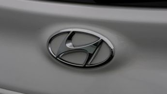 Hyundai KONA PREMIUM