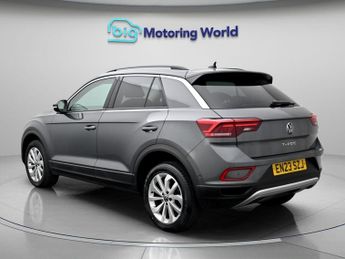 Volkswagen T-Roc LIFE TSI DSG