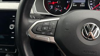 Volkswagen Passat SEL TDI DSG