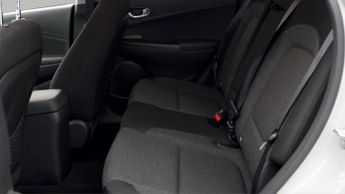 Hyundai KONA PREMIUM