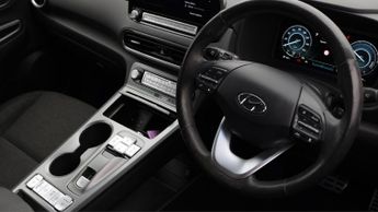 Hyundai KONA PREMIUM