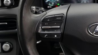 Hyundai KONA PREMIUM