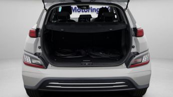 Hyundai KONA PREMIUM