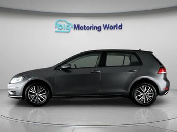 Volkswagen Golf SE TDI DSG