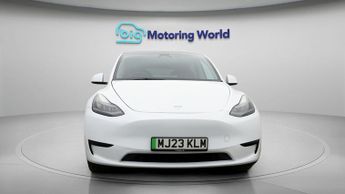 Tesla Model Y BASE
